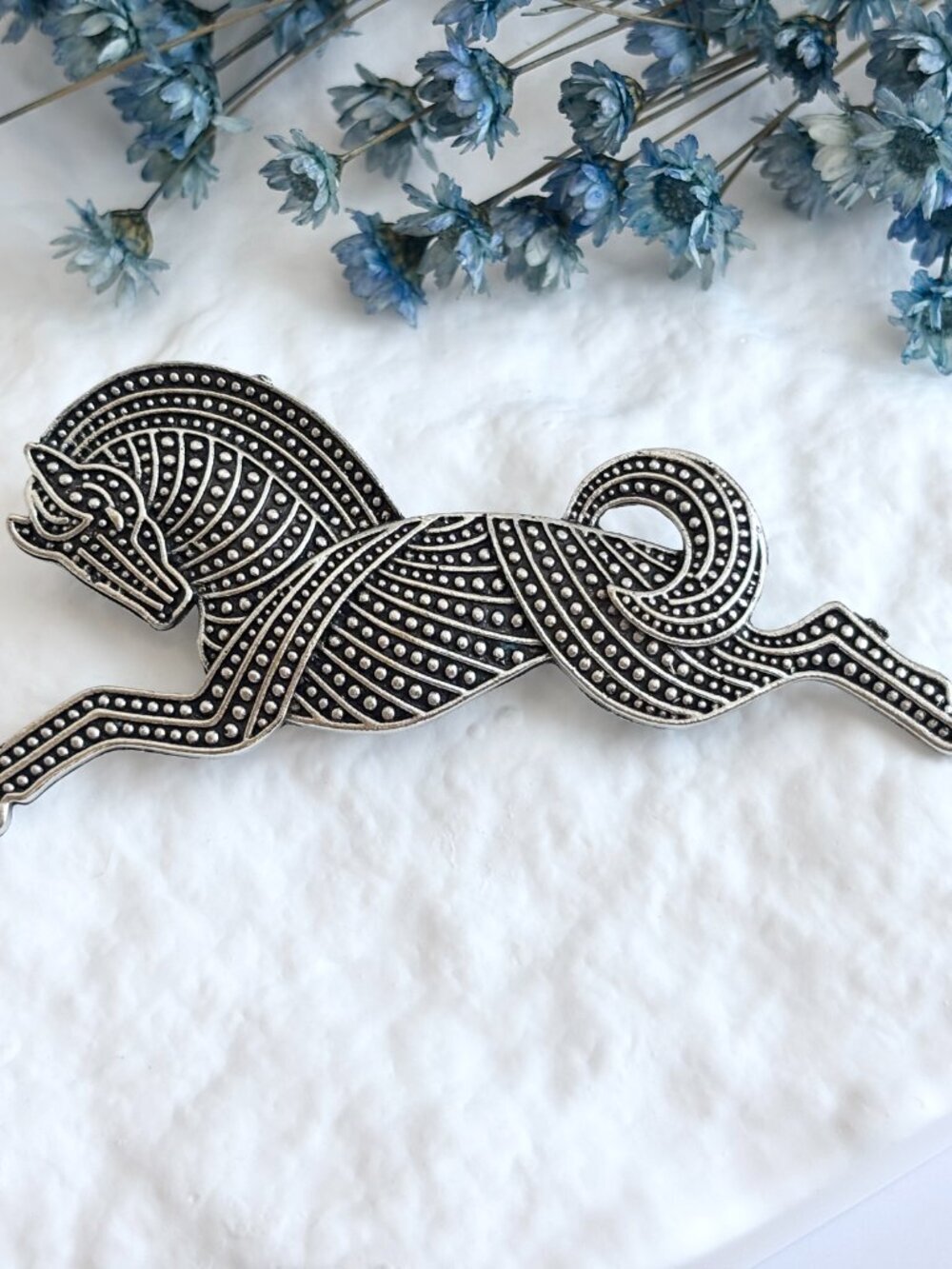 Leaping Horse Figural Silver Toned Vintage Inspired Textured Brooch Pin - Picture 2 of 16